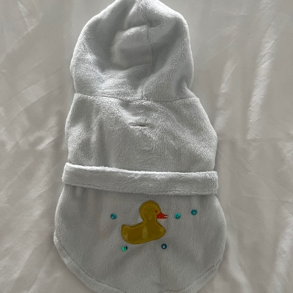 HOUSECOAT FOR DOGS WHITE (SMALL) PLUSH TOWEL FABRIC - Picture 1 of 2